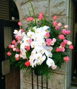 胡蝶蘭の入ったスタンド花作ってみました(≧▽≦)｜「国会花苑」　（東京都千代田区の花キューピット加盟店 花屋）のブログ
