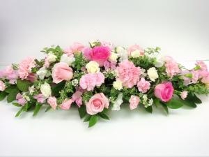 春色のテーブル花が出来上がりました！！｜「国会花苑」　（東京都千代田区の花キューピット加盟店 花屋）のブログ