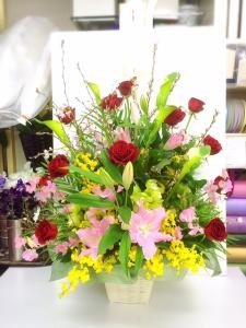 会社様の開設祝にアレンジメントをお届けしました！！｜「国会花苑」　（東京都千代田区の花キューピット加盟店 花屋）のブログ
